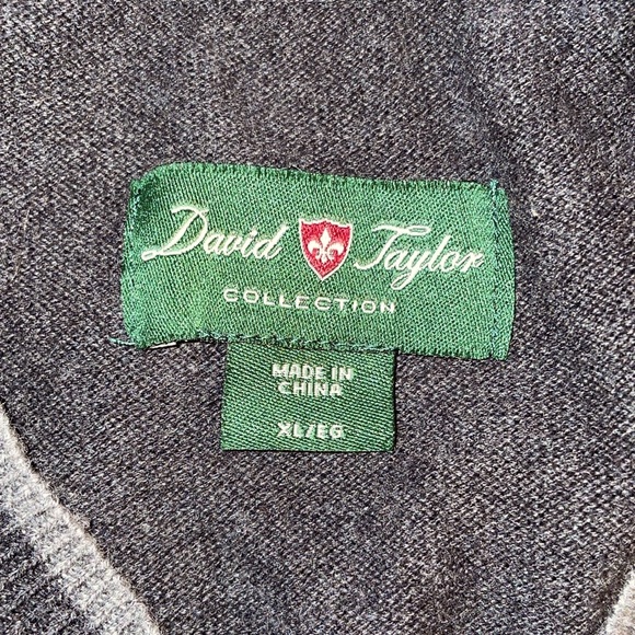 David Taylor Collection Vintage Men’s Argyle V Neck Golf Sweater Vest - Picture 3 of 6
